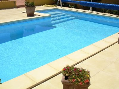 imgi_19_piscine-escalier-exterieur2